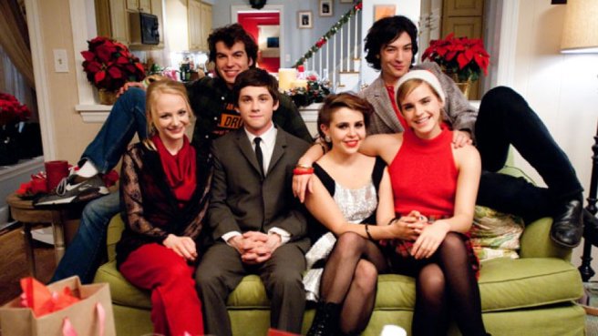 perks_being_wallflower_cast_couch